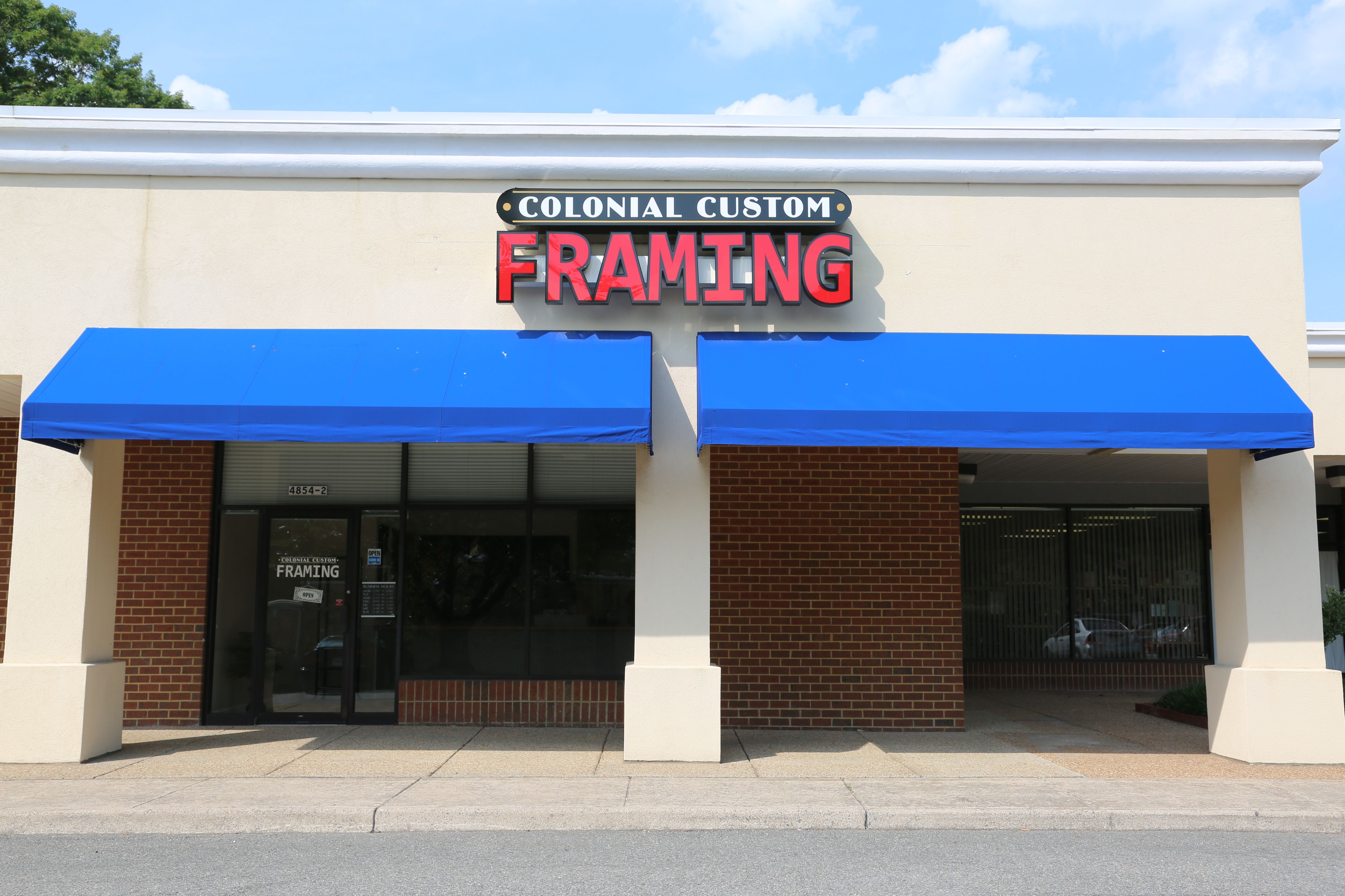 Colonial Custom Framing Store Photo